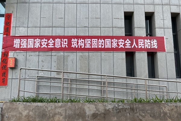 01.jpg