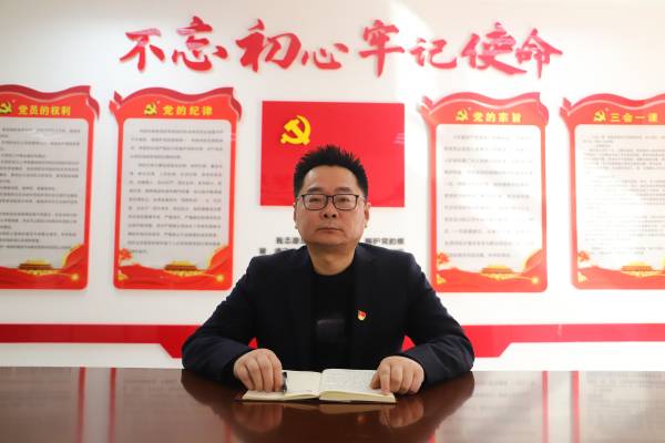 李.jpeg