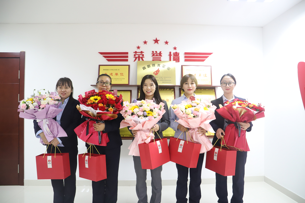 f292f3896ce85dd006c4bc2e4d42432_副本.jpg