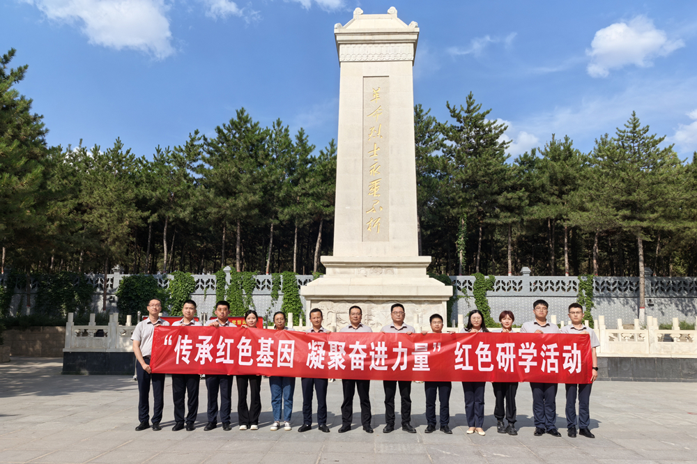 567f44418ea24477b3a383cb0cefed5_副本.jpg