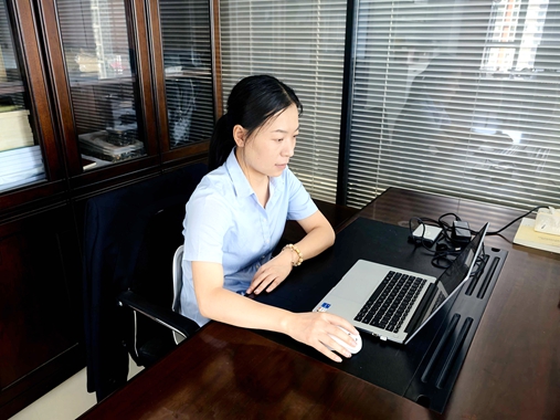 211753086861125652.jpeg 1.1于欣_副本.jpg